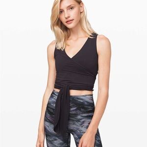 Lululemon Twist Me Up Crop Tank
